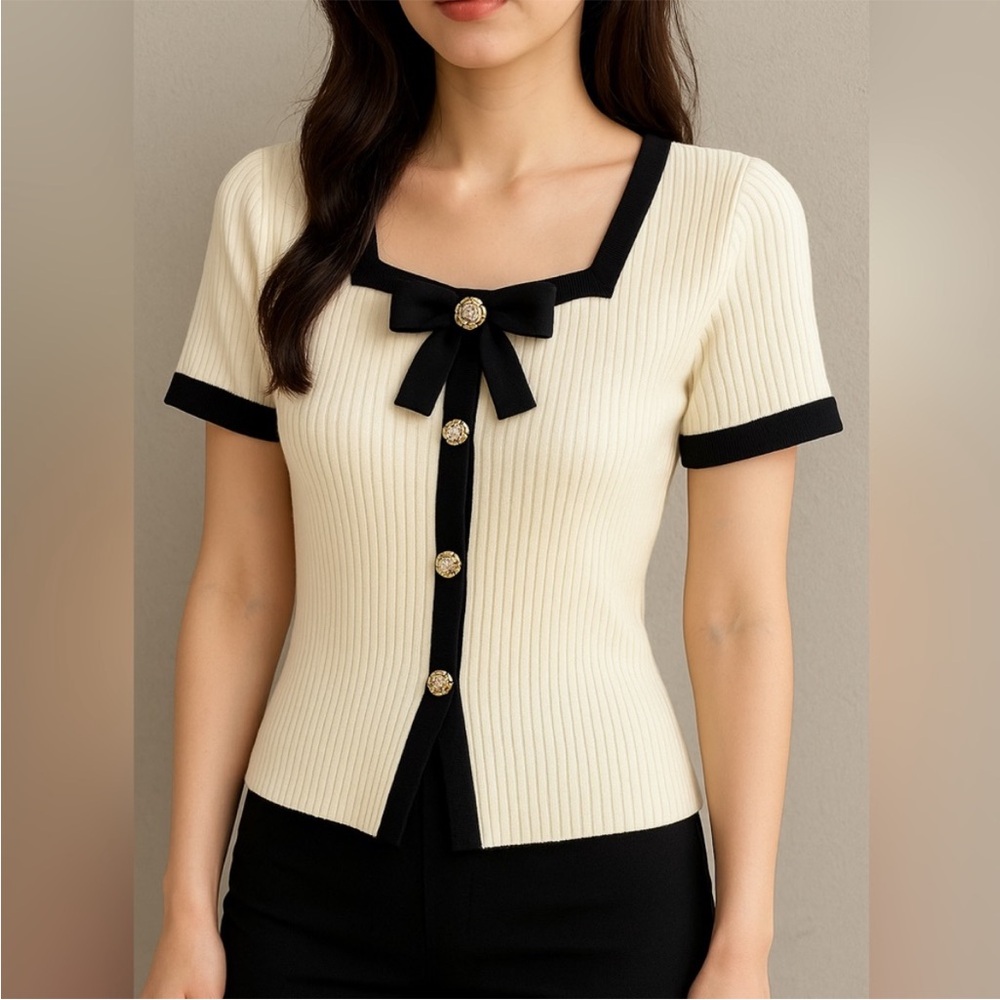 NWOT: Blouse w/ Removable Bow, Size Small, Cream/Black